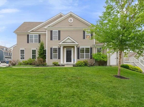 1 Simeon Howard Way #57, Westborough, MA 01581