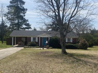 1201 Beasley Rd, Lavonia, GA 30553