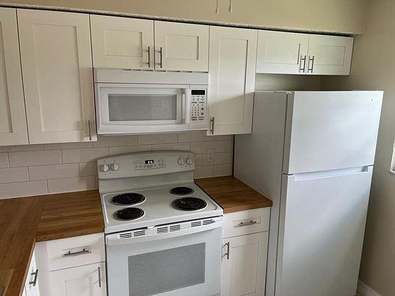 5th image of 5916 Sun Glo Ave