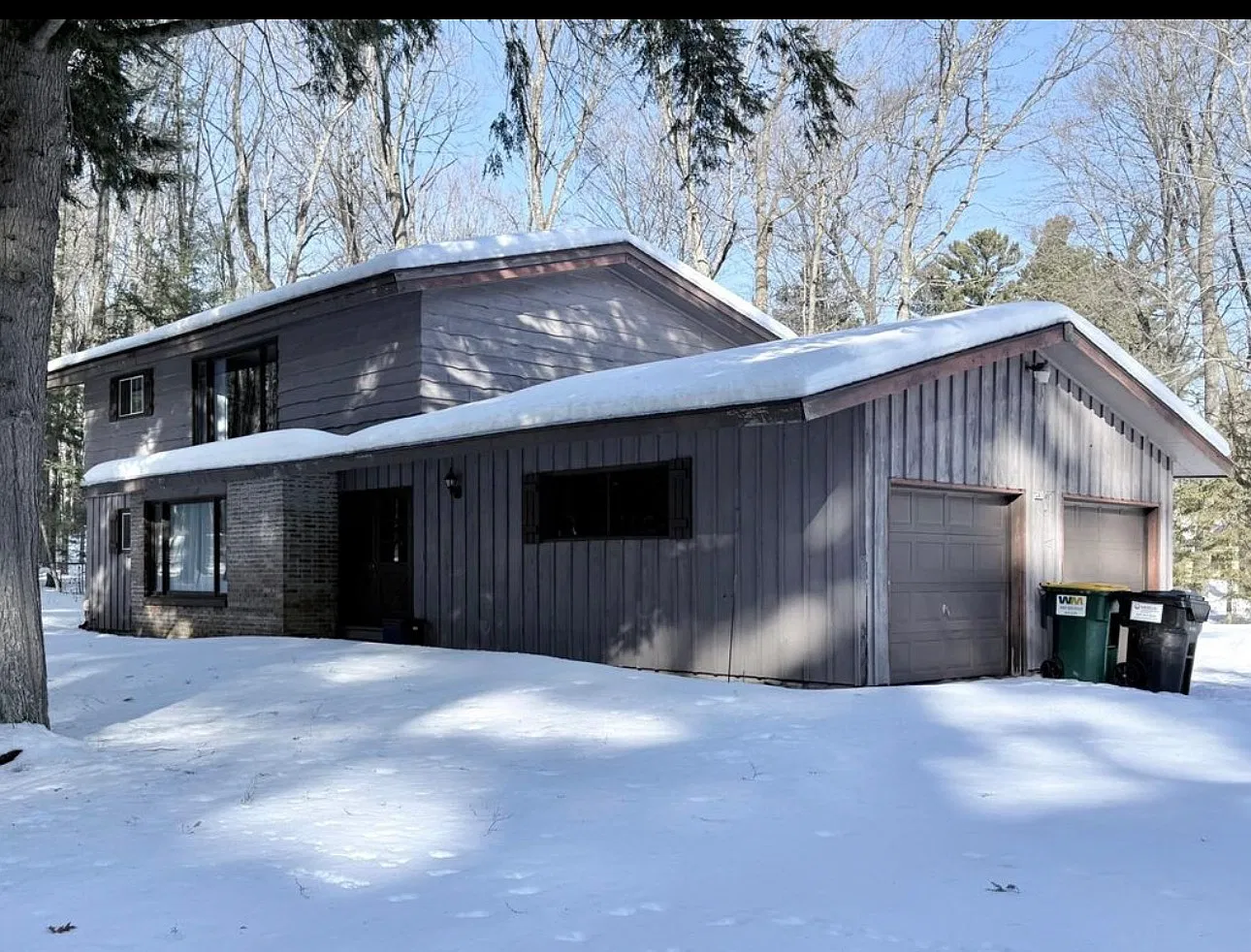 2 bed, 950 sqft, $1,100 — Photo 1