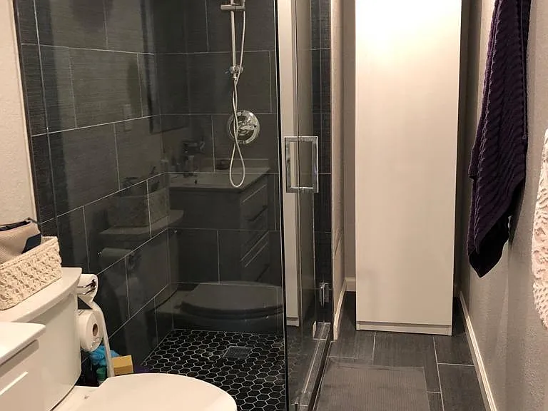 Master Bedroom Full Bathroom
