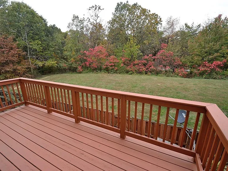 Private and quiet deck views