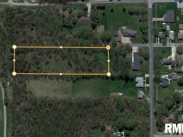 601 SE 11th St, Aledo, IL 61231
