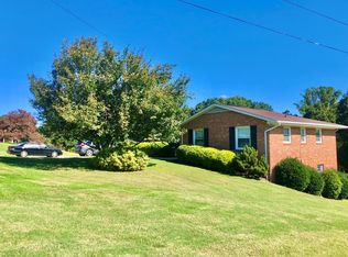 326 Shamrock Dr, Ridgeway, VA 24148