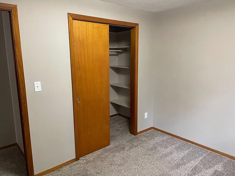 608 S Anderson St — Photo 29