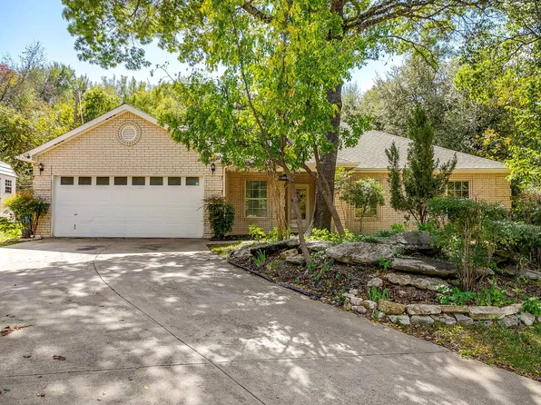 120 Hillside Ct, Aledo, TX 76008