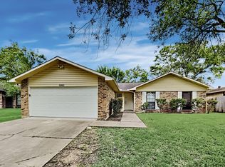 16206 Knollridge Ct, Houston, TX 77053