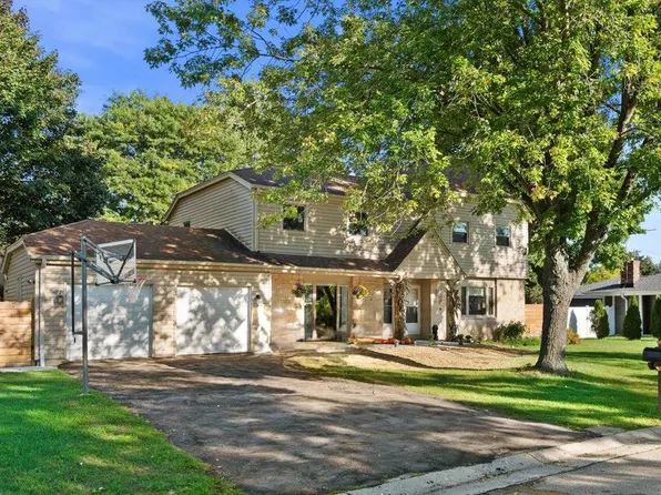 W156N10904 Catskill LANE, Germantown, WI 53022