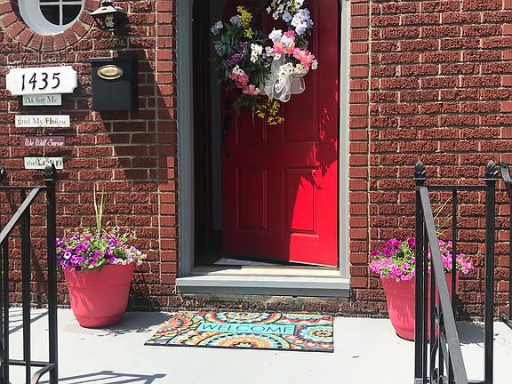 2nd image of 1435 W 12th St