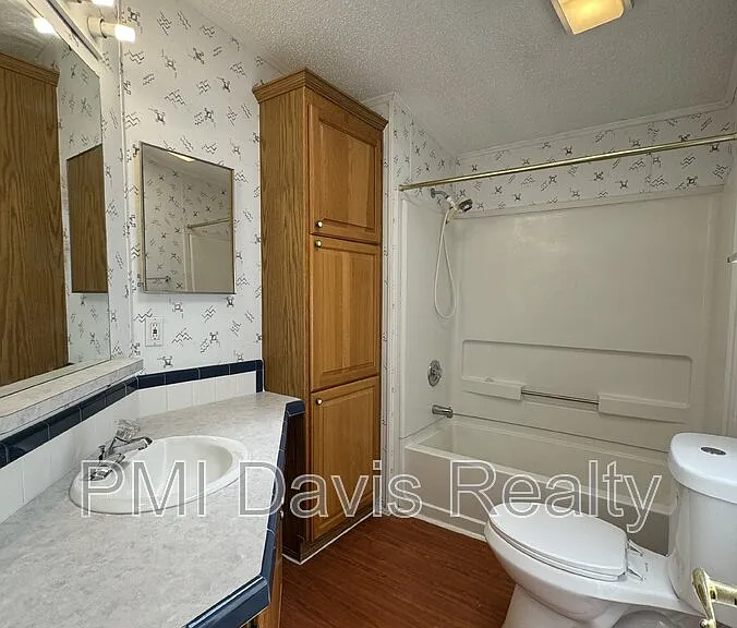 149 Aster Ave — Photo 15