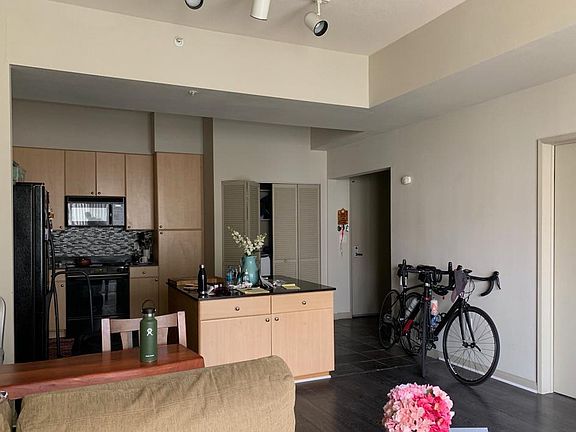 2nd image of 488 E Ocean Blvd Unit 805