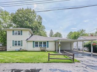203 N Hudson St, Buckner, MO 64016