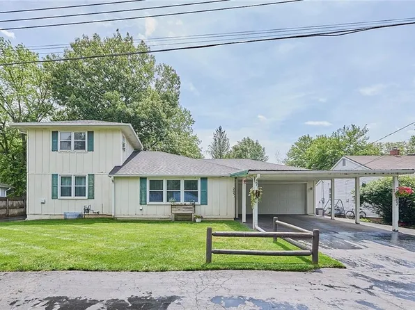 203 N Hudson St, Buckner, MO 64016