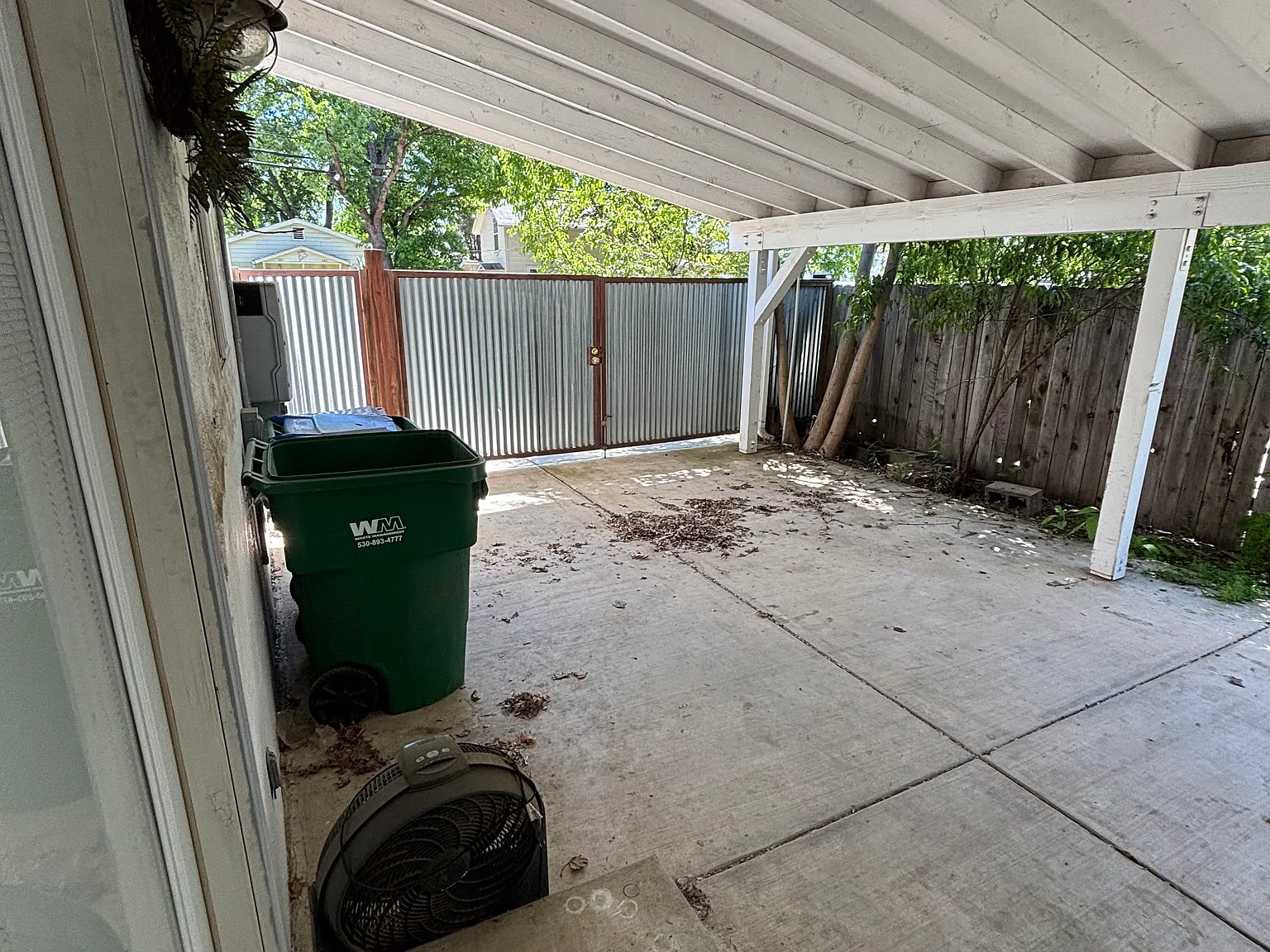 2 bed, 1216 sqft, $1,895 — Photo 3