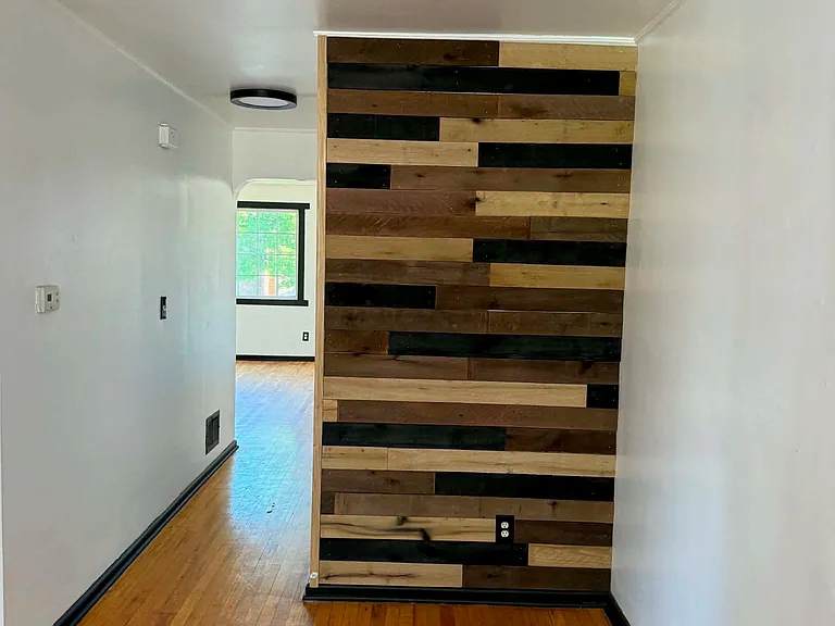 1465 W 7th Ave #D — Photo 6