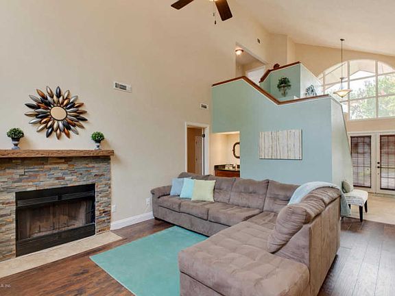 5th image of 4020 Arbor Lake Dr W