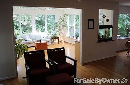 5th image of 302 Orchard Ln Unit 2