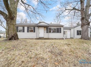 1702 Fairfax Rd, Toledo, OH 43613