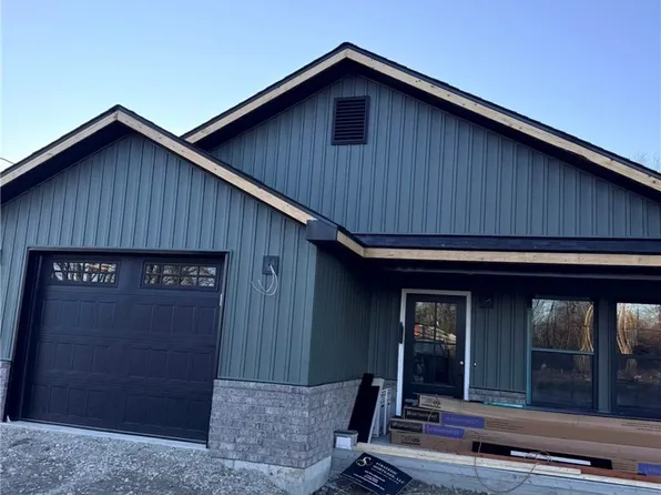 1166 S Riley Drive, Scottsburg, IN 47170