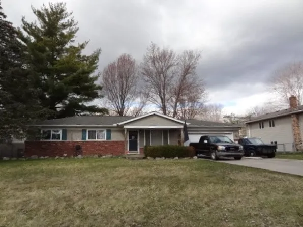 47365 Nita St, Shelby Township, MI 48317
