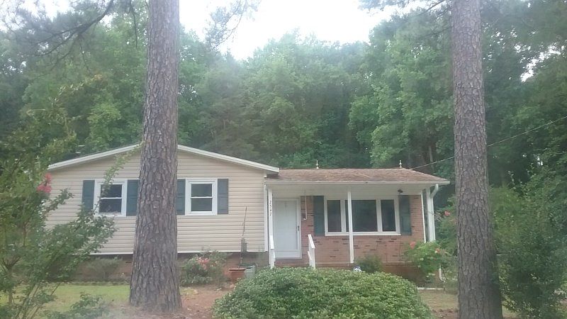 1st image of 2547 Vestal Ave