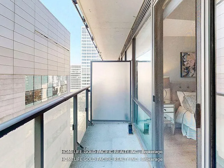 832 Bay St #1202 — Photo 29