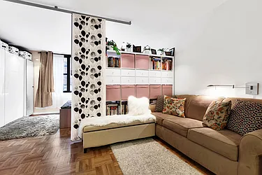 Rented by Manhattan Realty Group