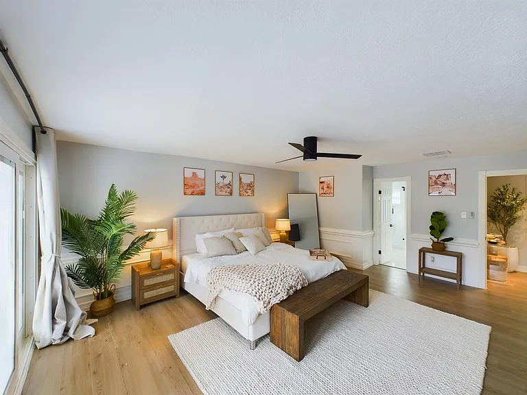 7702 Antoine Dr — Photo 22