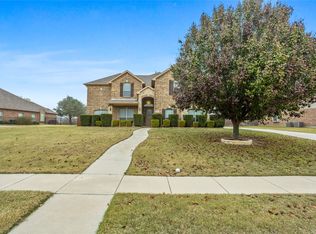 1640 Fence Post Dr, Fort Worth, TX 76114