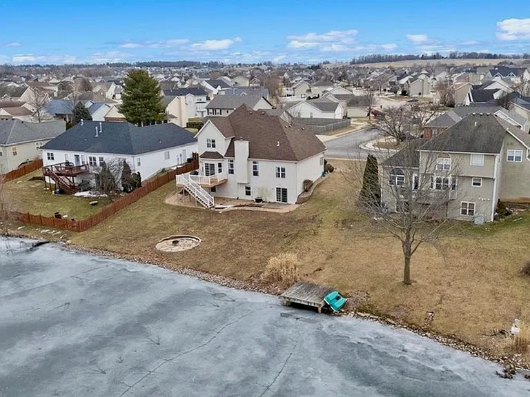 2621 Lake Lucerne Dr — Photo 9
