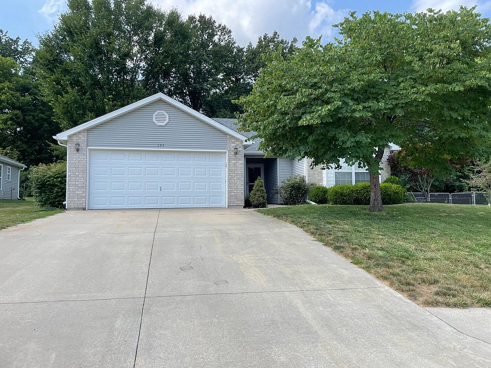 Front of house & garage