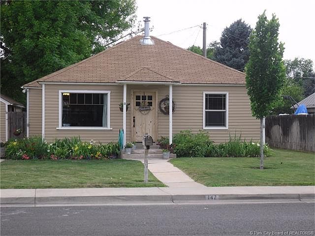 1st image of 142 Escalante Dr