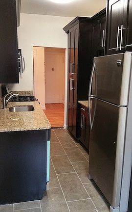 4th image of 4209 47th Ave APT 1C