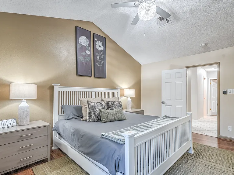 3445 Toquima Cir — Photo 21