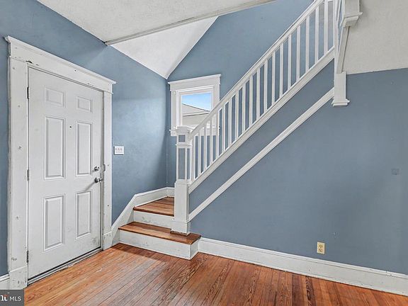 4th image of 7830 Shepherd Ave