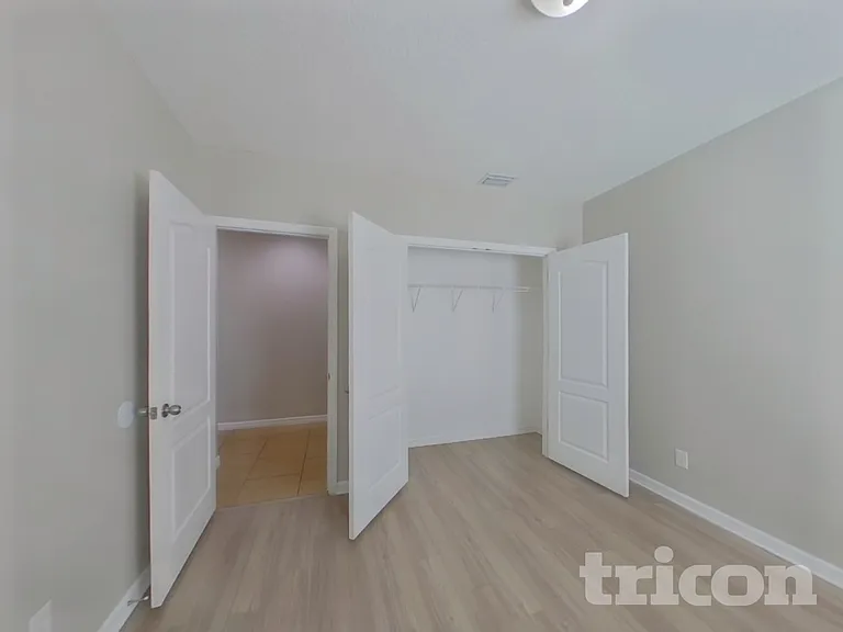 4784 Marcos Cir — Photo 10