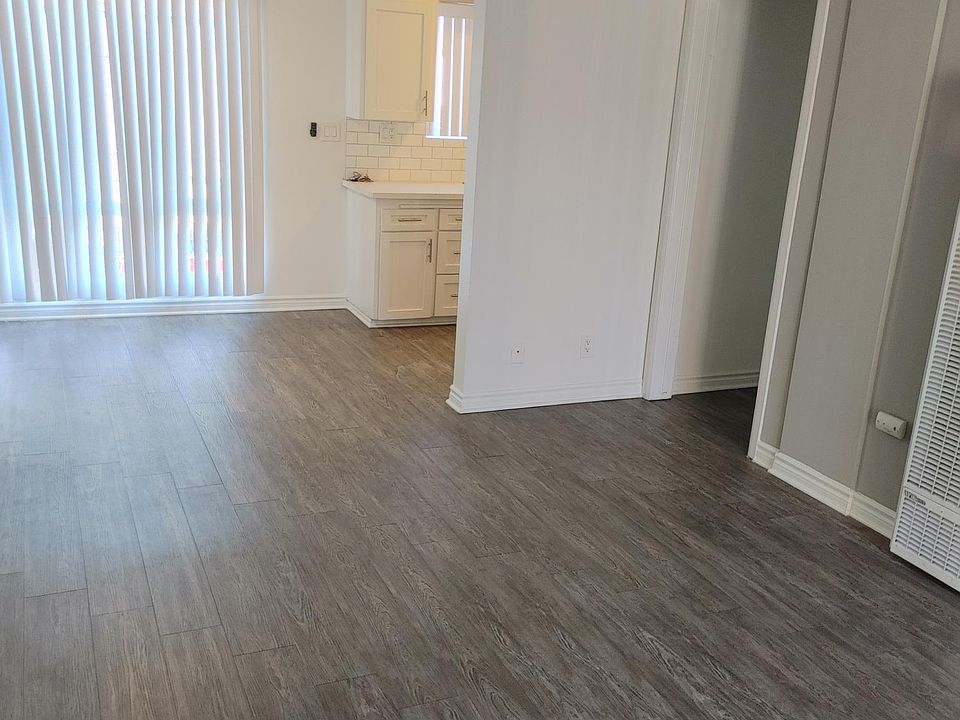 1st image of 222 E South St APT 8