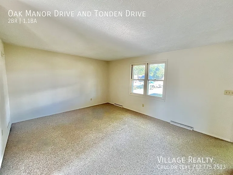 Oak Manor Dr — Photo 41
