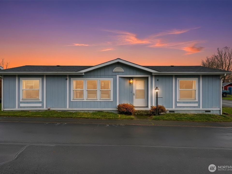 1st image of 27479 150th Avenue SE #104