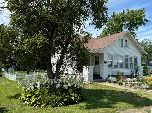 200 S John St, Sublette, IL 61367