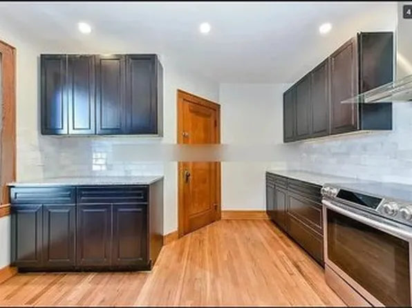 14 Renfrew St, Medford, MA