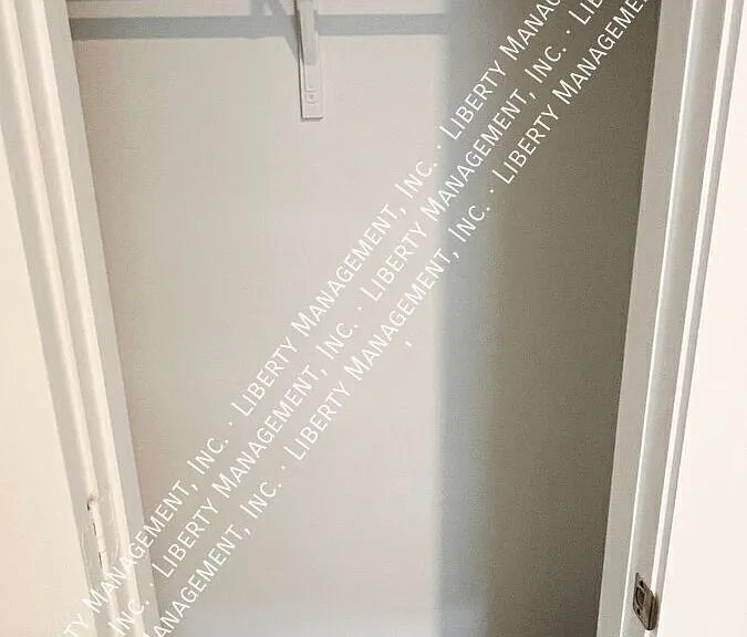 4606 Legacy Point — Photo 4