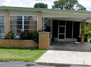 938 Strongbox Ln, North Ft Myers, FL 33917