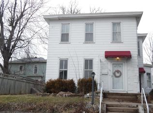 1306 Market St, Burlington, IA 52601