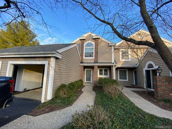 6312 Lake Dr, Haslett, MI 48840