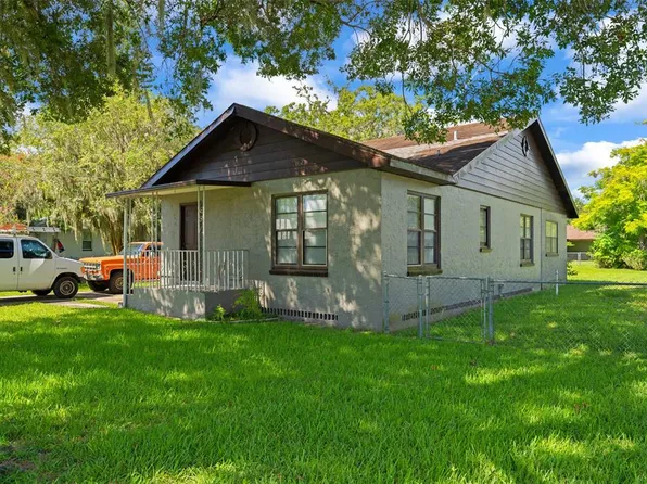 260 W Pine Ave, New Smyrna Beach, FL 32168