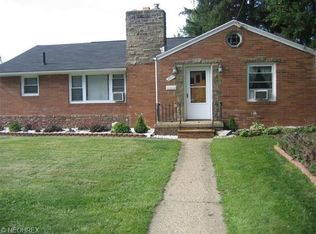 2515 Tuscarawas St E, Canton, OH