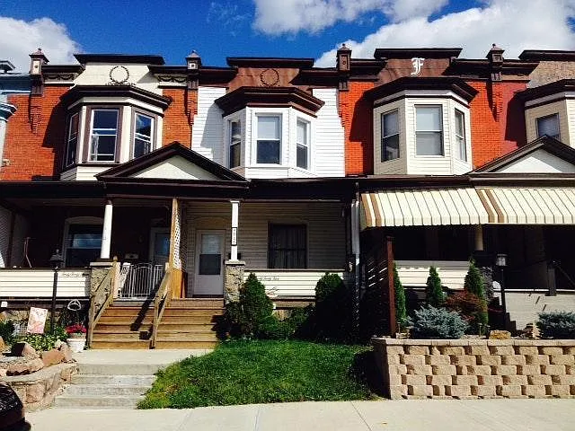 3 bed, $1,150 — Photo 2