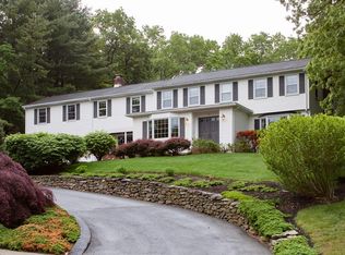 41 Northfield Rd, Longmeadow, MA 01106