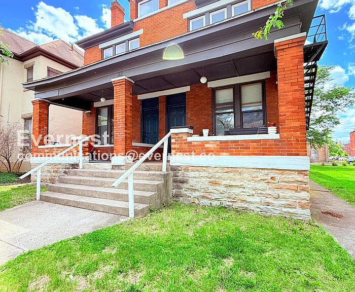 33 S Monroe Ave #4 — Photo 1